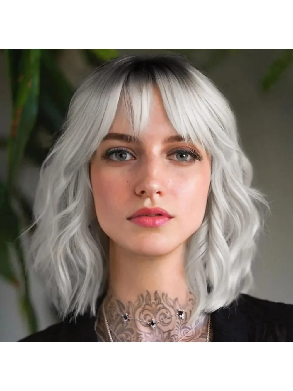 Women's Ombre Grey 14 Inch Heat Resistant Short Wavy Hair Pastel Bob Wig Bangs